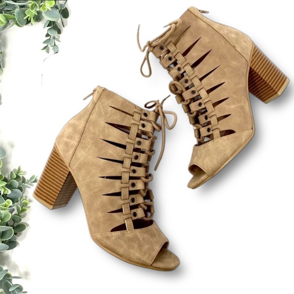 Rampage Shoes - Rampage Chunky heel ankle bootie, adjustable laces